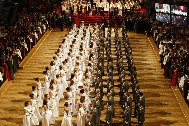 Bal des Parisiennes 2018 : un vrai bal viennois à l'Hôtel Intercontinental Paris Le Grand