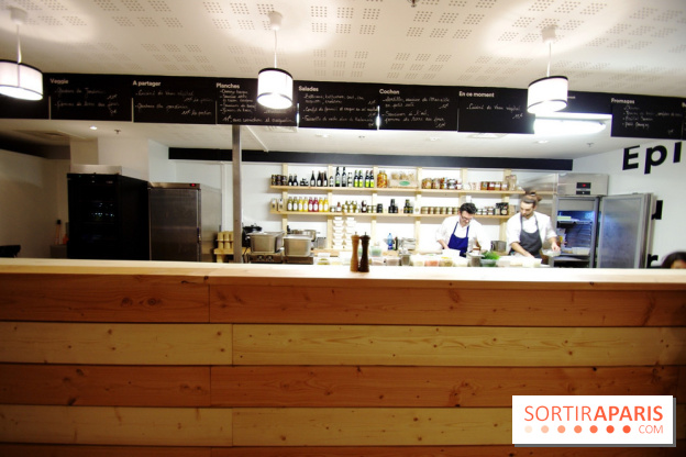 Ground Control des Champs à Paris