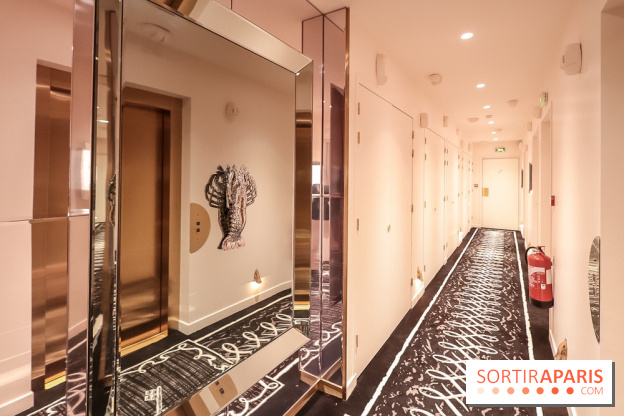 L'Hôtel 9Confidentiel by Starck, couloir