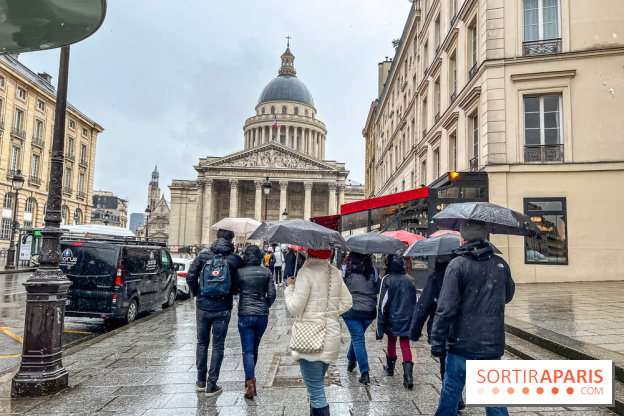 visuel Paris visuel  - pluie - parapluie