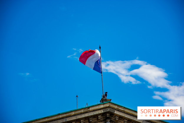 Visuel Paris drapeau Assemblée Nationale