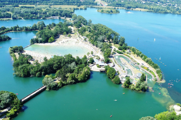 Base de loisirs de Cergy-Pontoise (95) et sa plage 