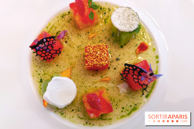 Le Laurent - Fraîcheur de tomates perlées à l'huile de basilic, pastèque au yuzu, meringue citronnée