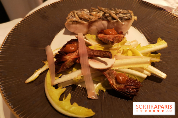 Restaurant Jacques Faussat - La pêche du jour, champignons de Paris, pissenlits et pickles d'échalote