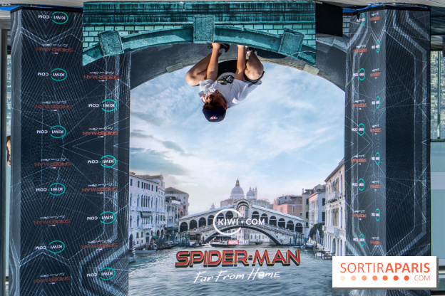 Les animations spider-man de la Tour Montparnasse