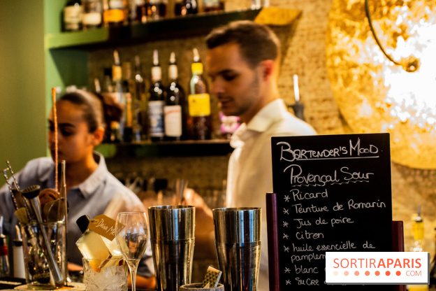 Gloster Bar, les photos