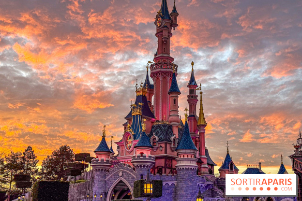 Visuels Disneyland Paris - château coucher de soleil