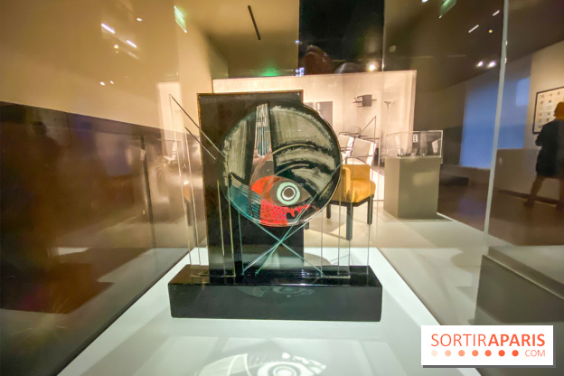 Album Photo : Yeshwant Rao Holkar II, Moderne Maharadjah au Musée des Arts Décoratifs