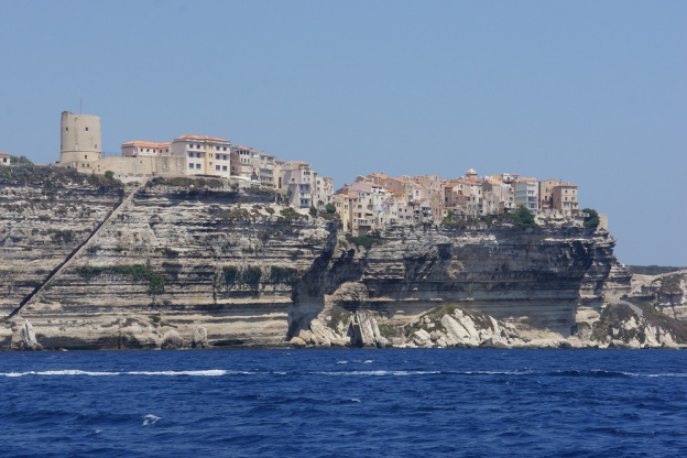 Covid : de nouvelles restrictions sanitaires en Haute-Corse