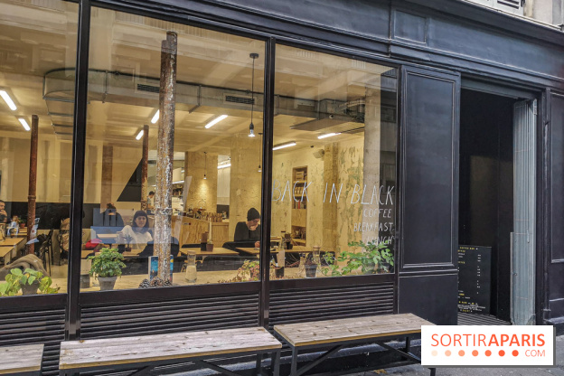 Back In Black coffee shop, les photos