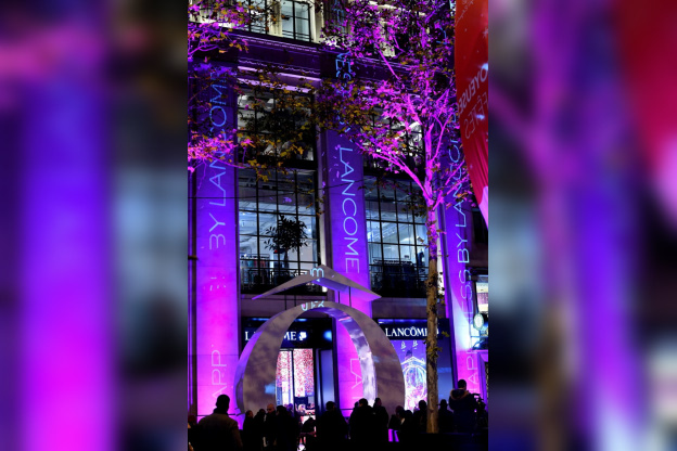 Lancôme ouvre une boutique de prestige sur les Champs-Elysées 