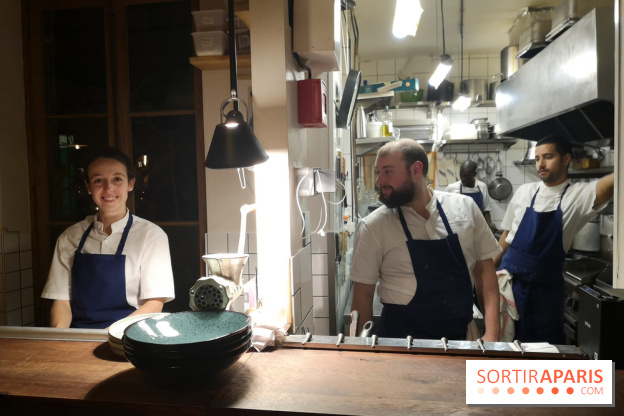 Restaurant Mieux - La brigade dans la cuisine ouverte