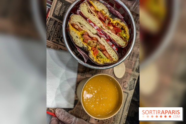 Noo York Hot Dog Bagel