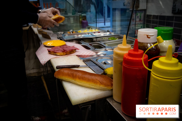 Noo York Hot Dog Bagel