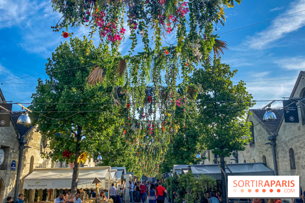 Le ciel de fleurs à Bercy Village