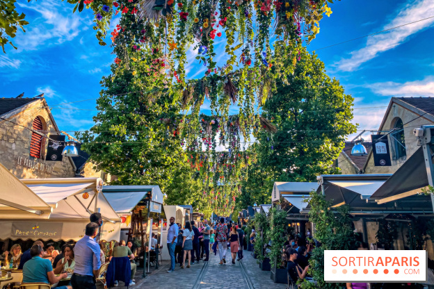 Le ciel de fleurs à Bercy Village