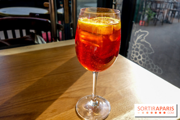 Monbleu Le Comptoir : la nouvelle cave à manger à Paris , les photos