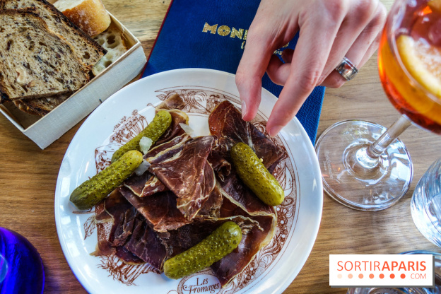 Monbleu Le Comptoir : la nouvelle cave à manger à Paris , les photos