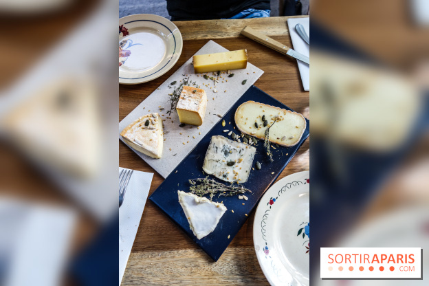 Monbleu Le Comptoir : la nouvelle cave à manger à Paris , les photos