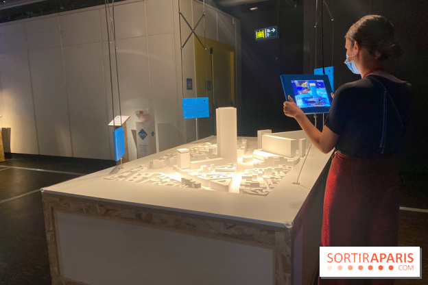 Exposition XXHL à la Cité des sciences et de l'industrie