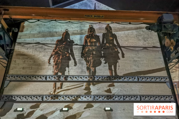 Photos : Exposition immersive Jimmy Nelson : The last sentinels à l’Atelier des Lumières 