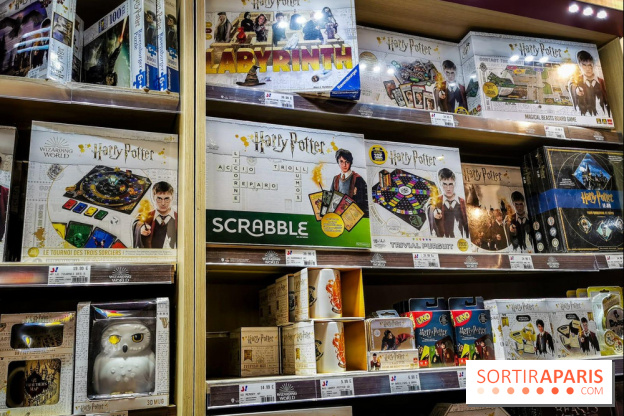 Boutique Wizarding World Harry Potter au Village JouéClub