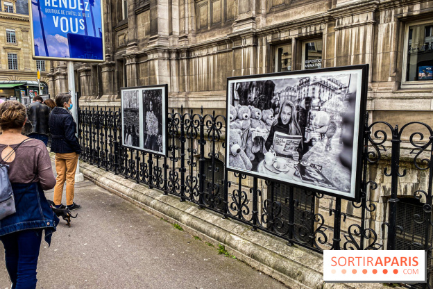 Parisiennes, l'exposition photos de Nikos Aliagas sur les grilles de l'Hôtel de Ville