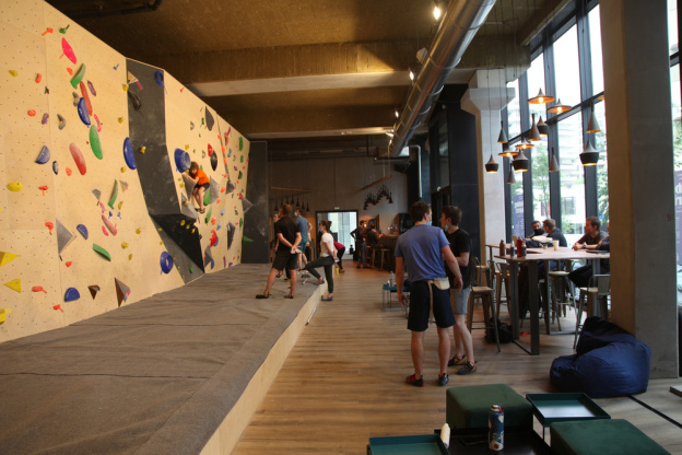 Climbing District, Batignolles 