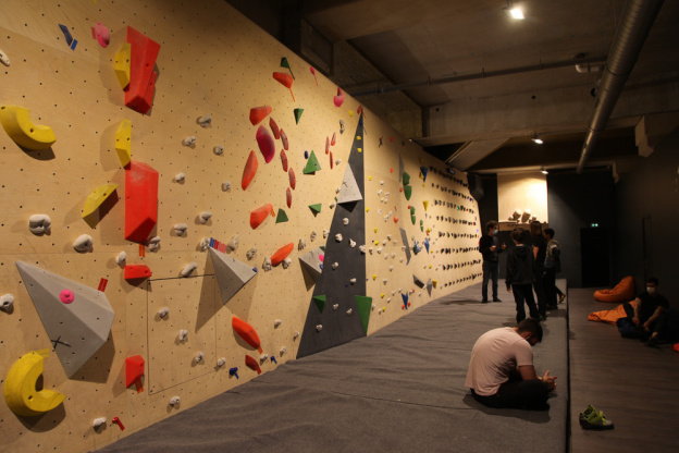 Climbing District, Batignolles 