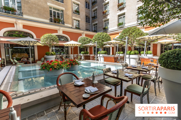 La terrasse du Royal Monceau en mode estivale