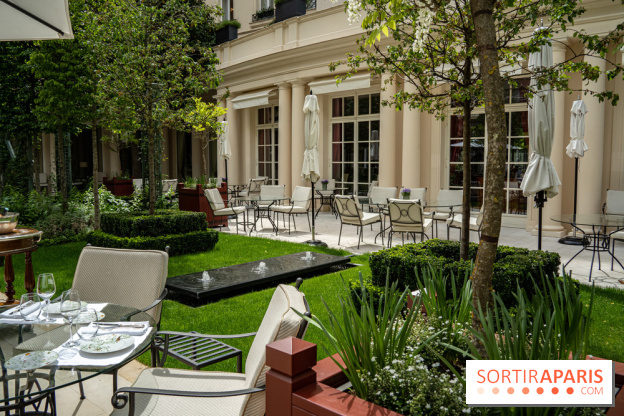 Le Tea time du Bristol par Pascal Hainigue