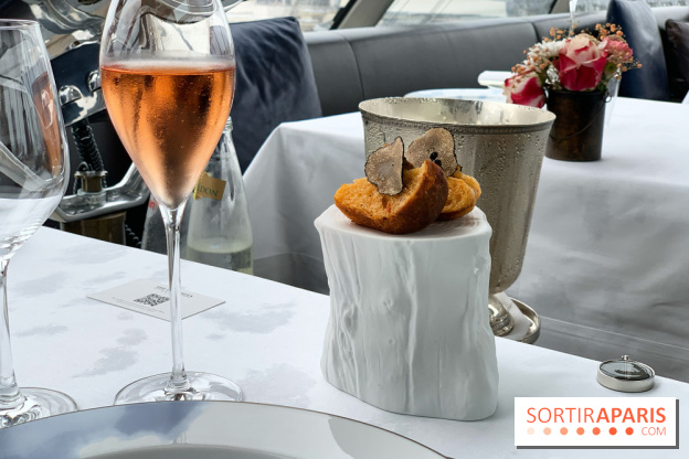 Oiseau Blanc Peninsula