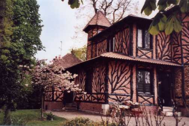 wood cottage