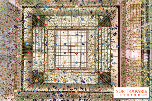 Les fleurs de Thebe Magugu au Bon Marché