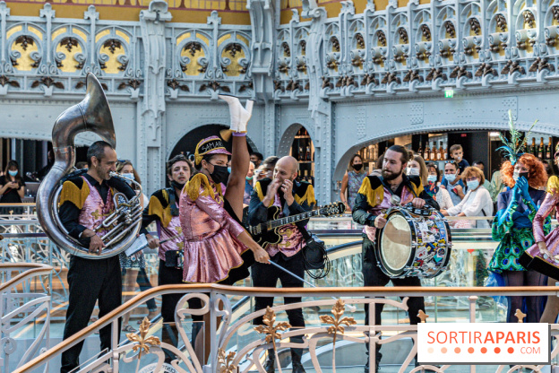 Paris Pétille à la Samaritaine pour les 151 ans 