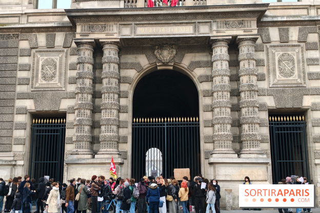 Visuel actualités - grève blocage manifestation musée du Louvre