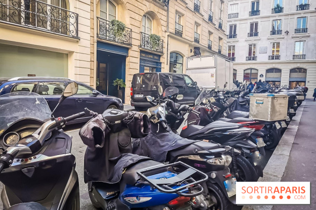 scooter voiture stationnement visuel actualités