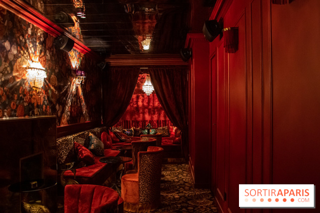 Yagō, le bar intimiste aux allures de maison close à Pigalle