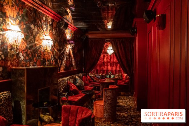 Yagō, le bar intimiste aux allures de maison close à Pigalle