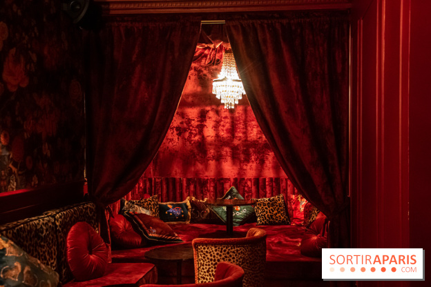Yagō, le bar intimiste aux allures de maison close à Pigalle