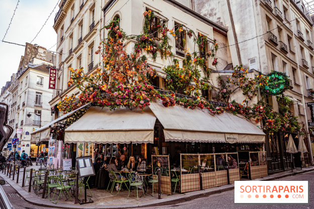 Les cafés fleuris de Paris