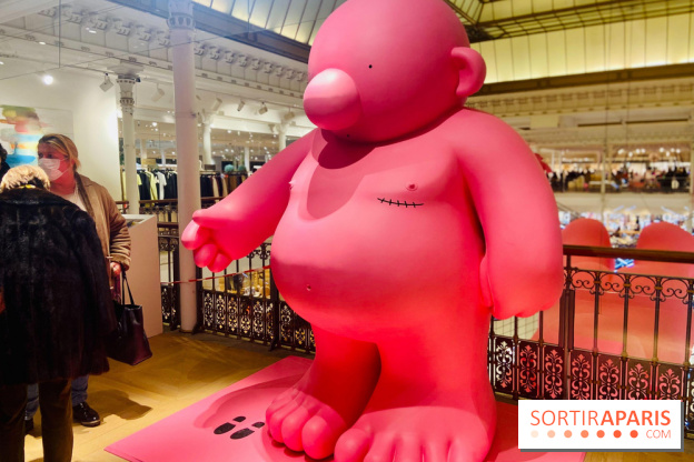 Philippe Katerine s'empare du Bon Marché à Paris : un programme haut en couleurs et plein d'humour