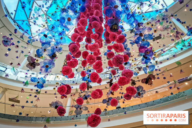 Les bouteilles à la mer, l'exposition poétique et florale autour de la pollution à Beaugrenelle