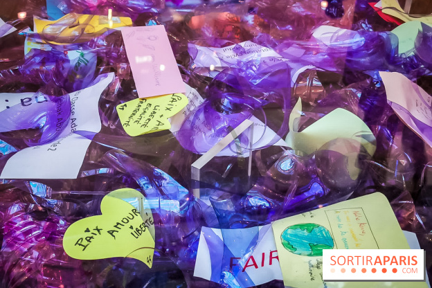 Les bouteilles à la mer, l'exposition poétique et florale autour de la pollution à Beaugrenelle
