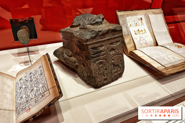 L’aventure Champollion, l'exposition à la BnF dans les secrets des hiéroglyphes