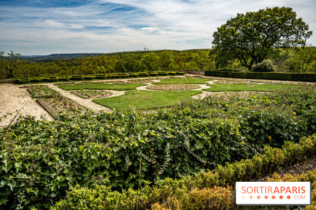 Le Château de Saint-Jean de Beauregard et son Jardin remarquable