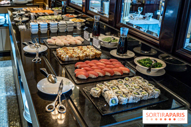 Photos : le Brunch royal du café de la Paix