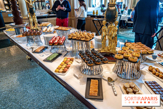 Photos : le Brunch royal du café de la Paix