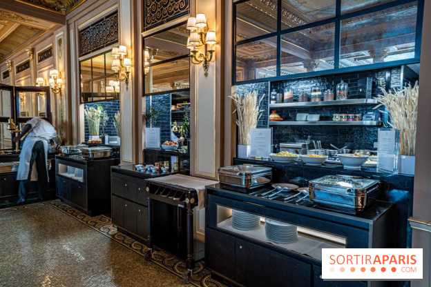 Photos : le Brunch royal du café de la Paix