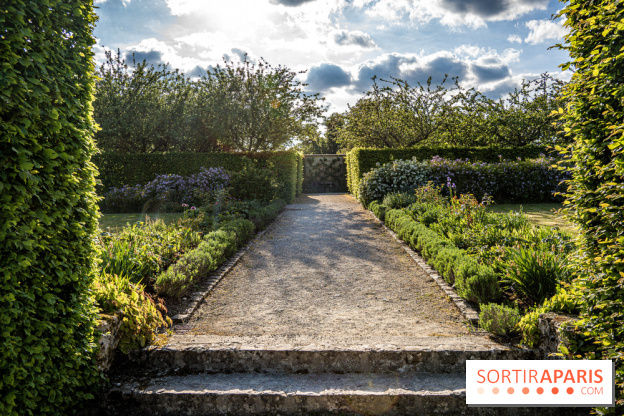 Le Château de Breteuil, ses jardins remarquables et contes de Perrault 